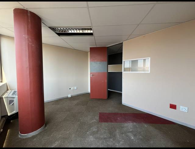 878M² OFFICE TO LET IN CENTURION CENTRAL